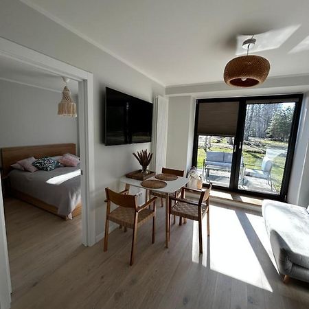 Albatross Getaway By The Sea, Spa And Forest With A Terrace Ķesterciems Extérieur photo