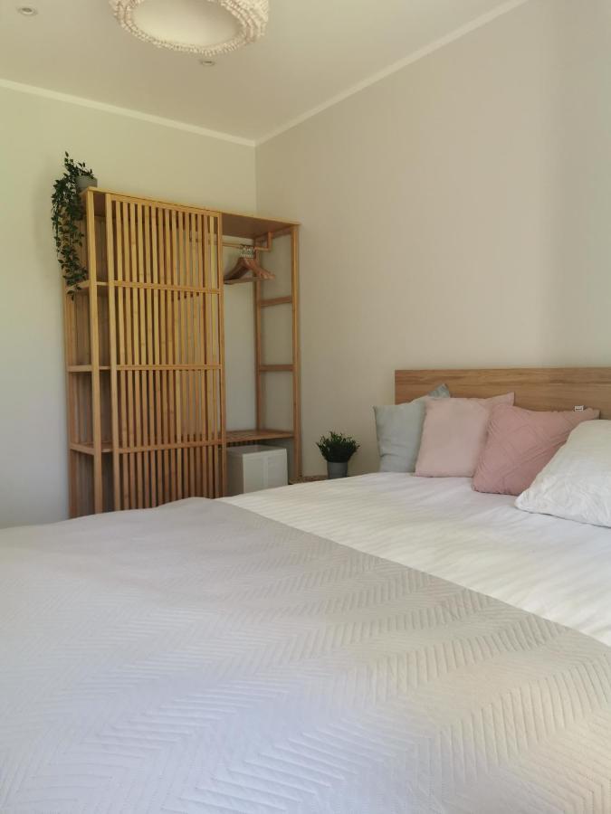 Albatross Getaway By The Sea, Spa And Forest With A Terrace Ķesterciems Extérieur photo